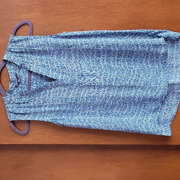 Vince 100%silk Top - Picture 9 of 11